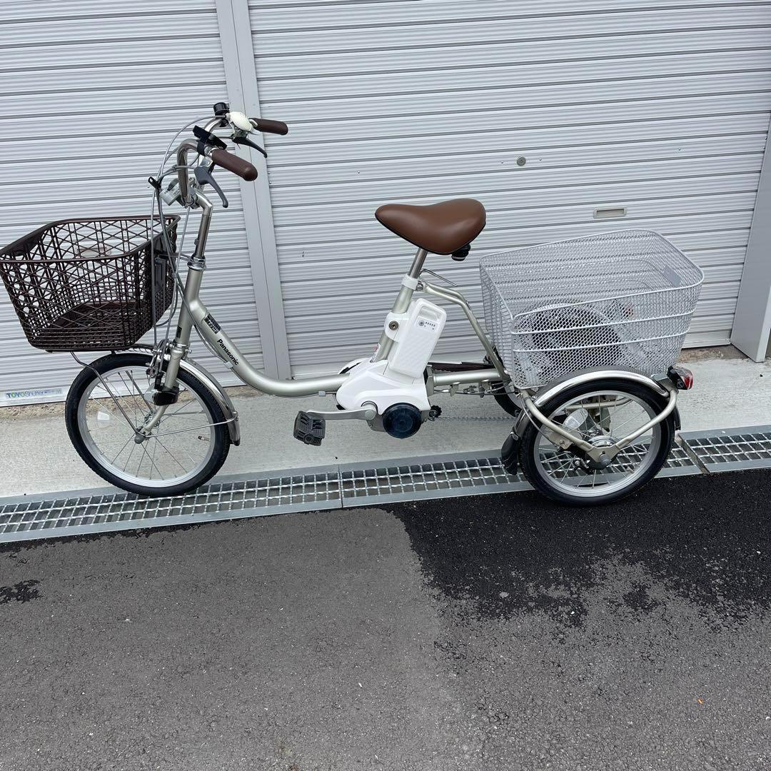 Panasonic パナソニック三輪車 電動アシスト三輪車 美品引き取り限定 大切な 中古】電動アシスト三輪自転車/Panasonic(パナソニック
