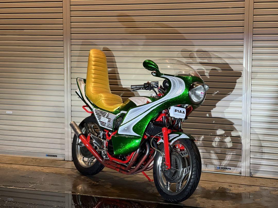 cbx400f⭐︎外装⭐︎ CBX外装キット、実車先行公開! CB400SF全年式対応”CB400タイプX