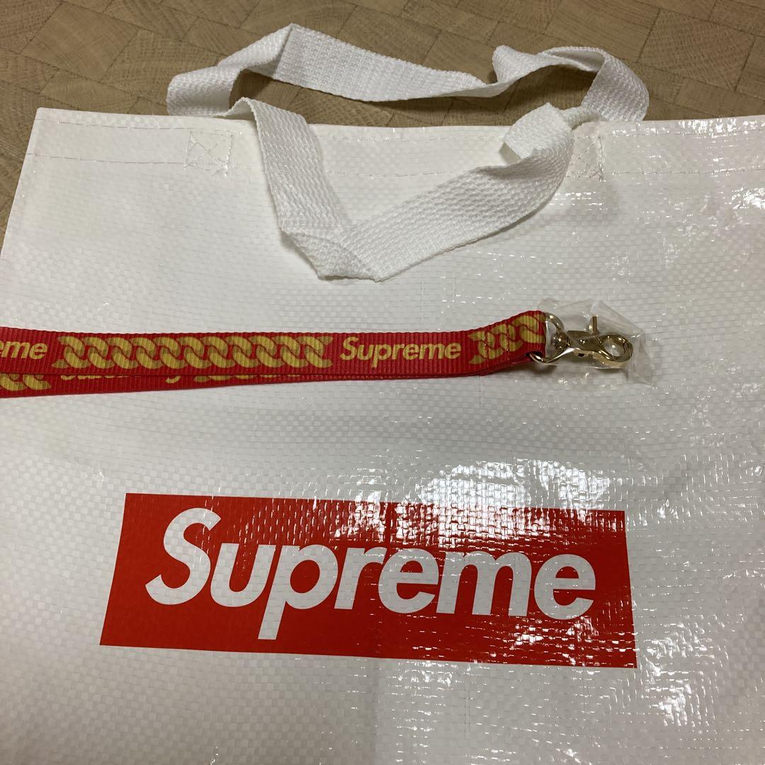 Supremeネックストラップ （ブランド品 通販サイト Supreme