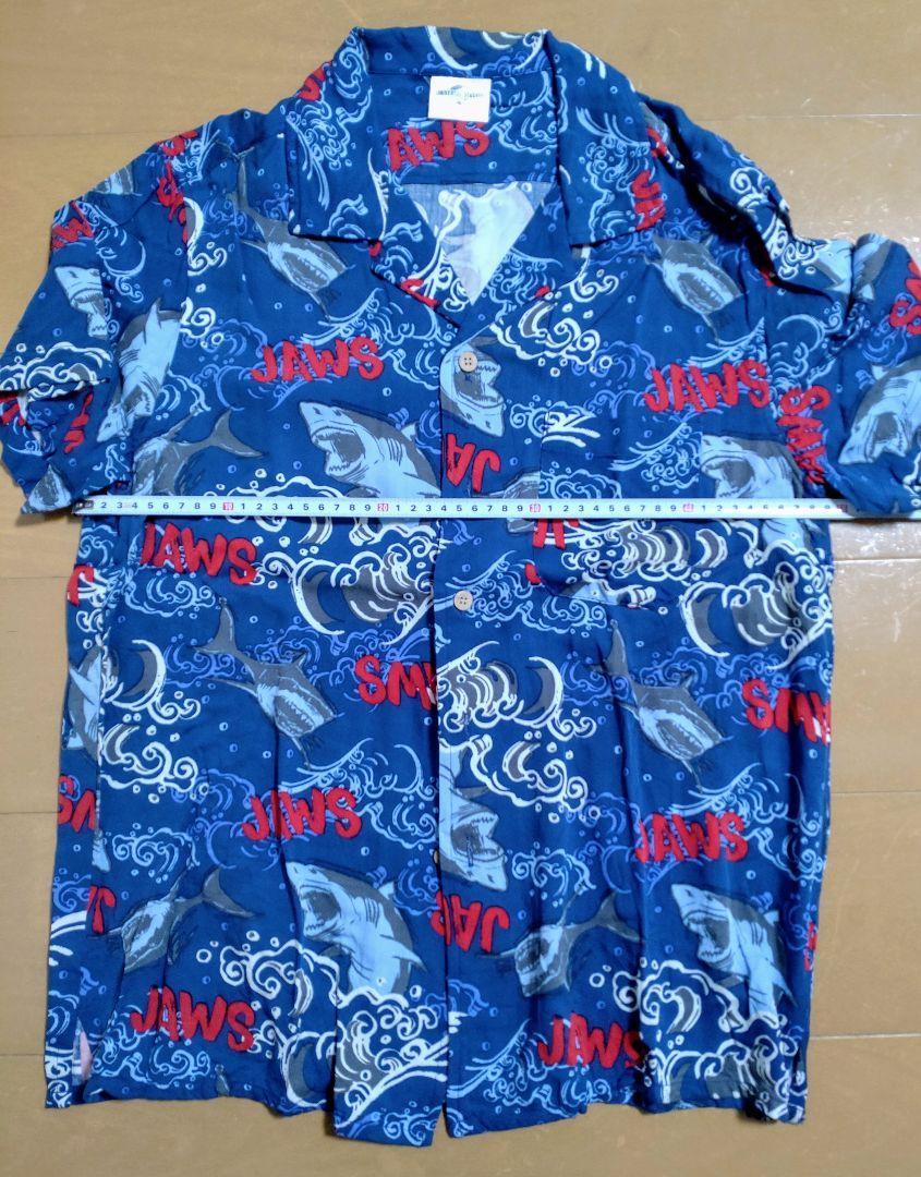 usj サメ人間 半袖シャツ Mサイズ アロハシャツ 美品 usj ユニバ サメ人間 ジョーズ JAWS アロハシャツ S - メルカリ