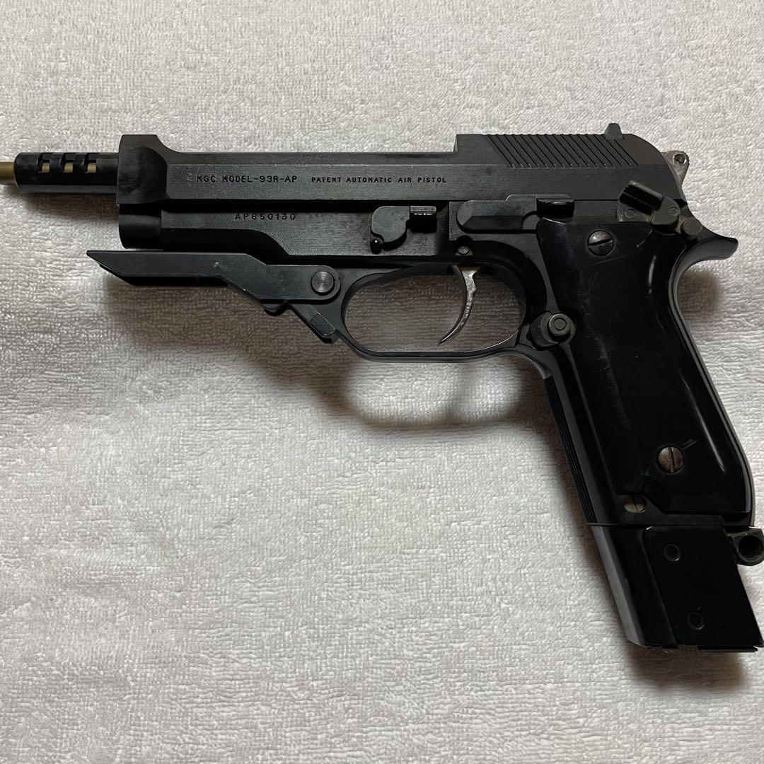 【レトロエアガン】MGC製 M93R エアーピストル 本体＋マガジン付き 現状品 レトロエアガン】MGC製 M93R エアーピストル 本体＋マガジン付き