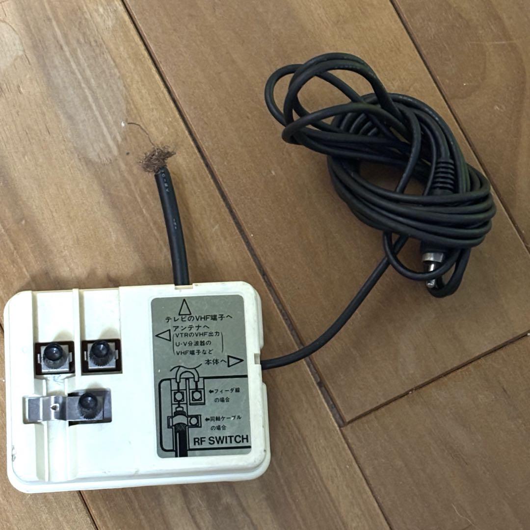 ごゆるりと発送してください。専用ツインファミコンセット動作品2台 41cVx+fbO4L._UF350,350_QL80_.jpg