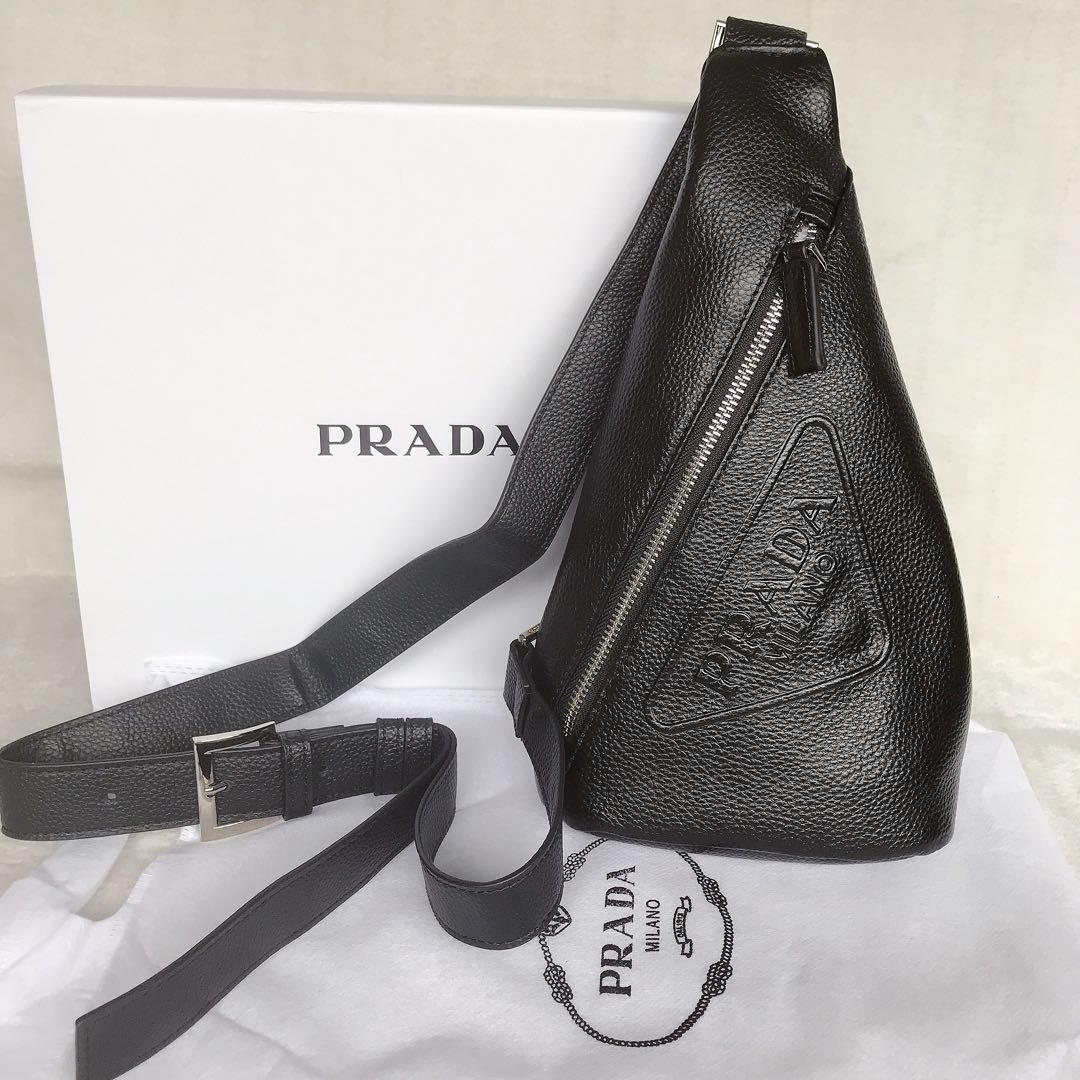 PRADAプラダ　ポーチ　ノベルティショルダーバッグ 限定PRADAプラダ ポーチ ノベルティショルダーバッグ - メルカリ