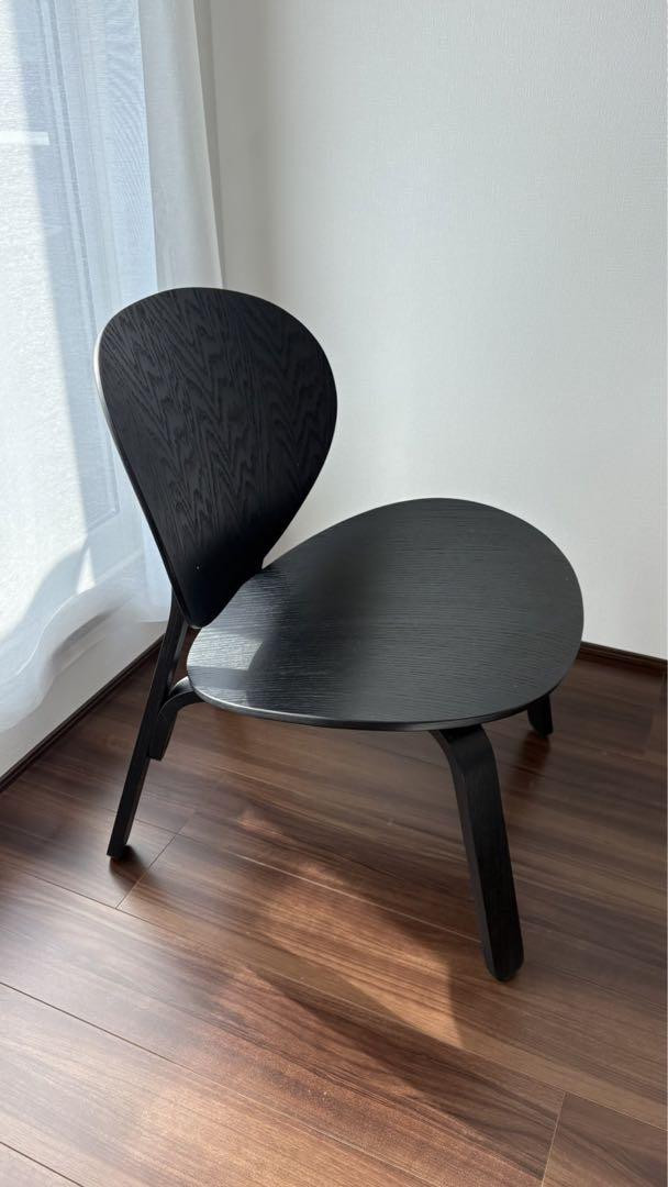 IKEAフローセット ブラック椅子 （リビングルームをフルに活用