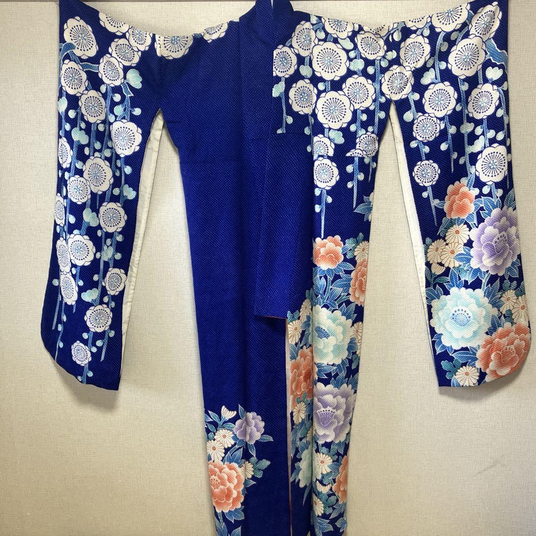 青色 花柄 振袖 着物（No.3成人式 卒業式 振袖 白 青 花柄 刺繍