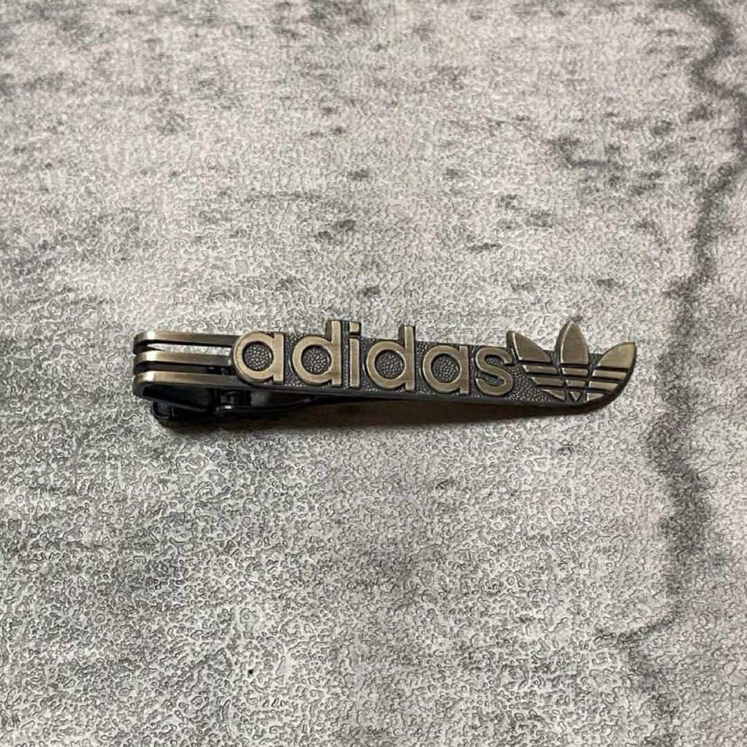 超希少 80s adidas ネクタイピン トレフォイル バラバラ ロゴ 超希少 80s adidas ネクタイピン トレフォイル バラバラ ロゴ