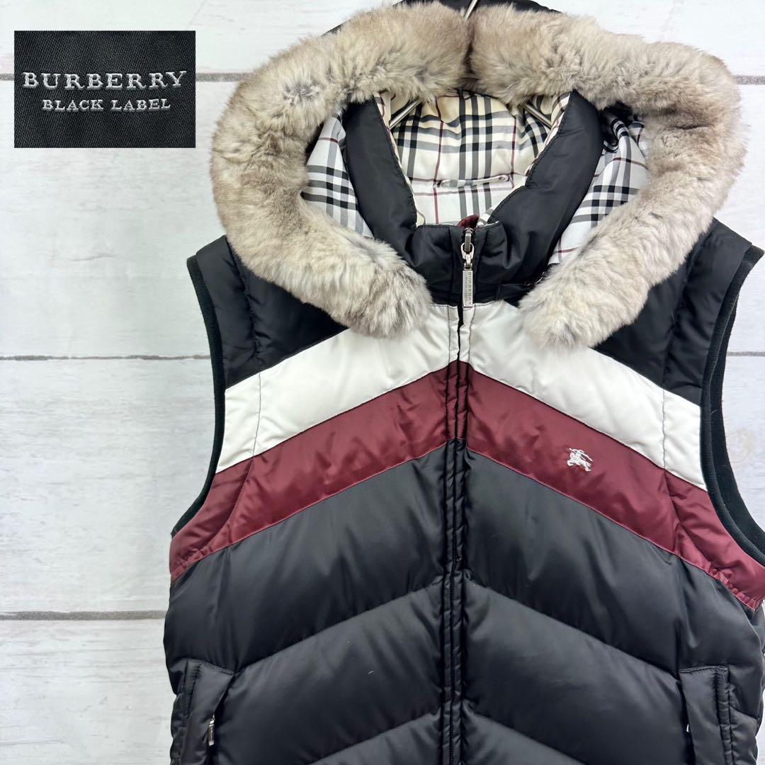 バーバリーブラックレーベル　ダウンベスト　ラビットファー　ノバチェック　刺繍ロゴ BURBERRYダウンベスト♢ラビットファー ノバチェック刺繍ロゴ美