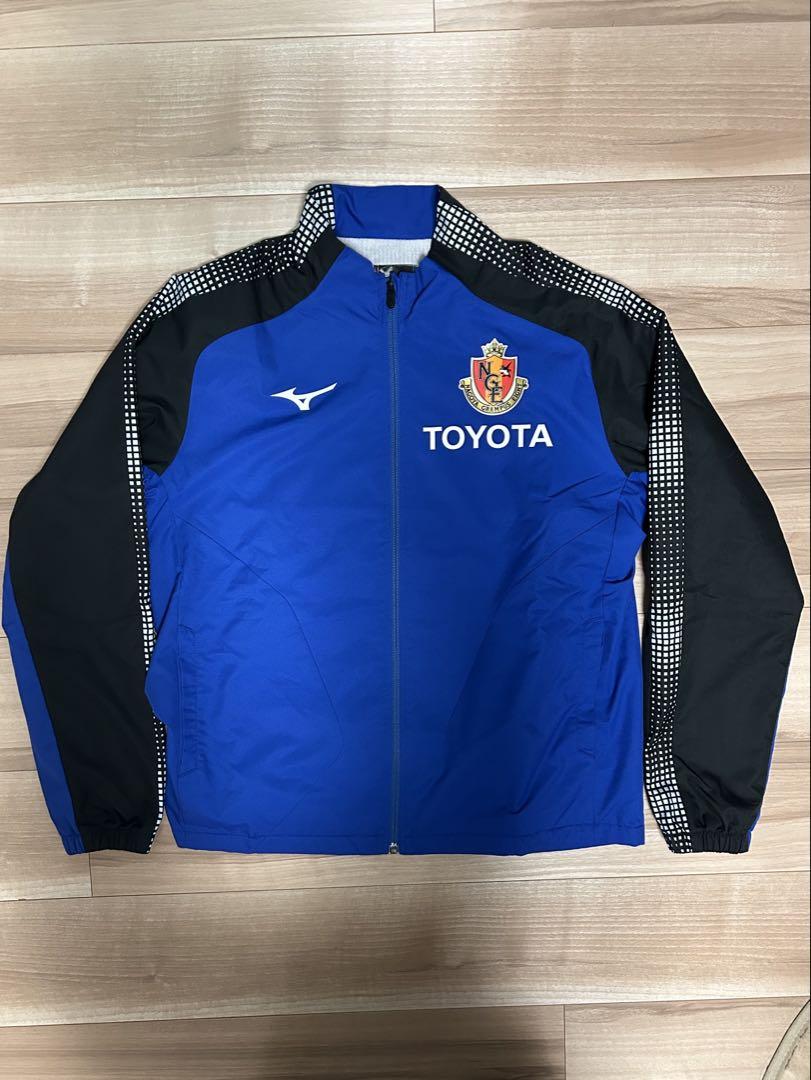 名古屋グランパス スクールスタッフ用 ウォーマージャケット