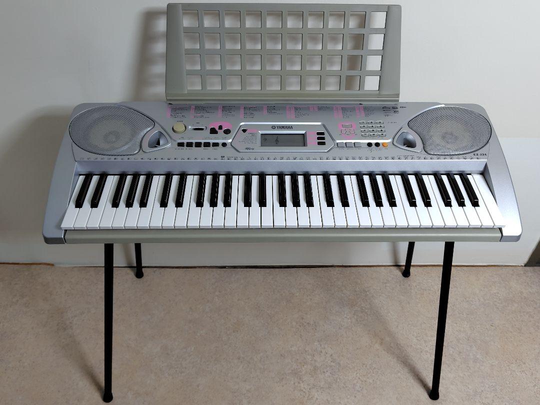 YAMAHA 簡単装着脚付き 電子ピアノ 電子キーボード EZ-J24