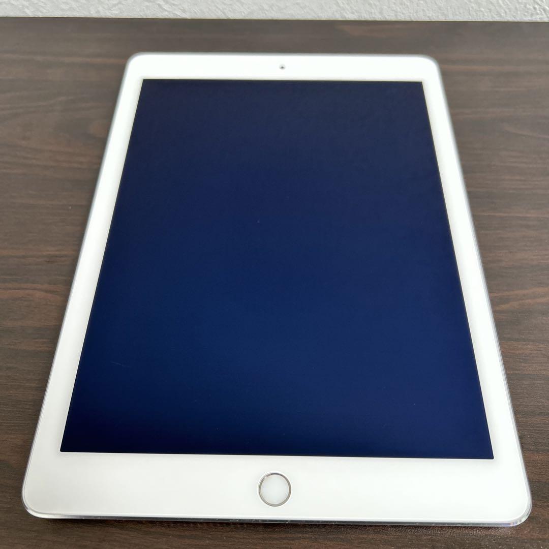 9306 外観比較的美品 iPad Air2 第2世代 16GB au 8272 比較的美品 iPad Air2 第2世代 16GB au