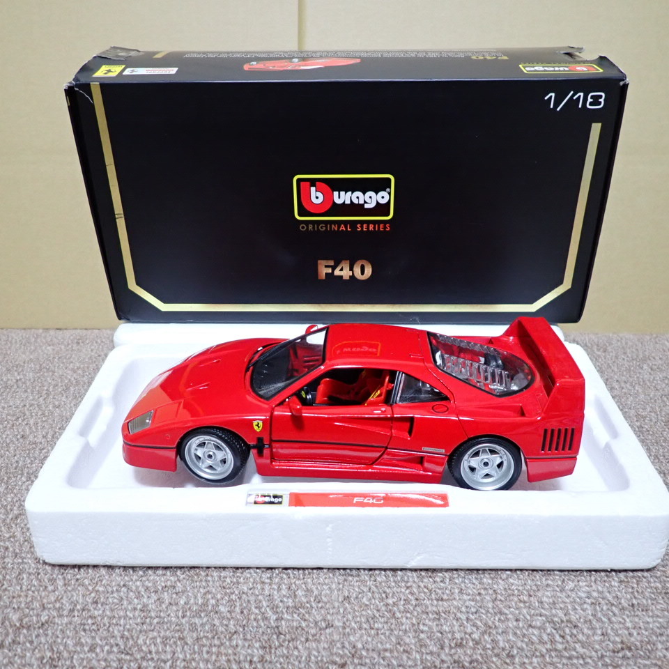 3．1/18 フェラーリ F40(レッド)[ブラゴ] / Bburago 1/18scale