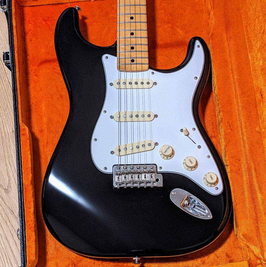 スクワイヤーStratocaster ジミヘンドリックス 風 カスタムペイント フェンダーからJimi Hendrix Stratocasterに新色3 Color
