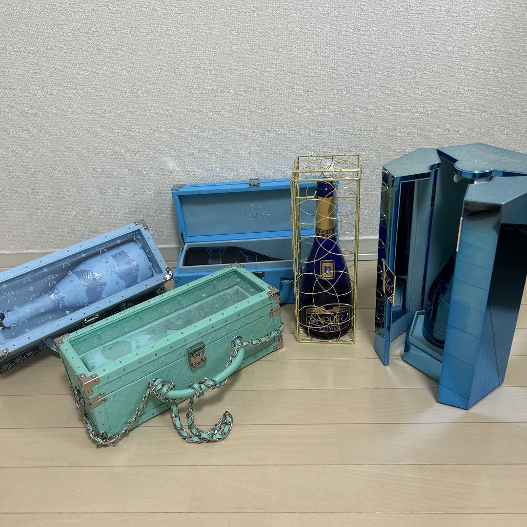 エンジェルシャンパン　　空瓶+ケース　6セット エンジェルシャンパン 空瓶 ケース 6本セット - メルカリ