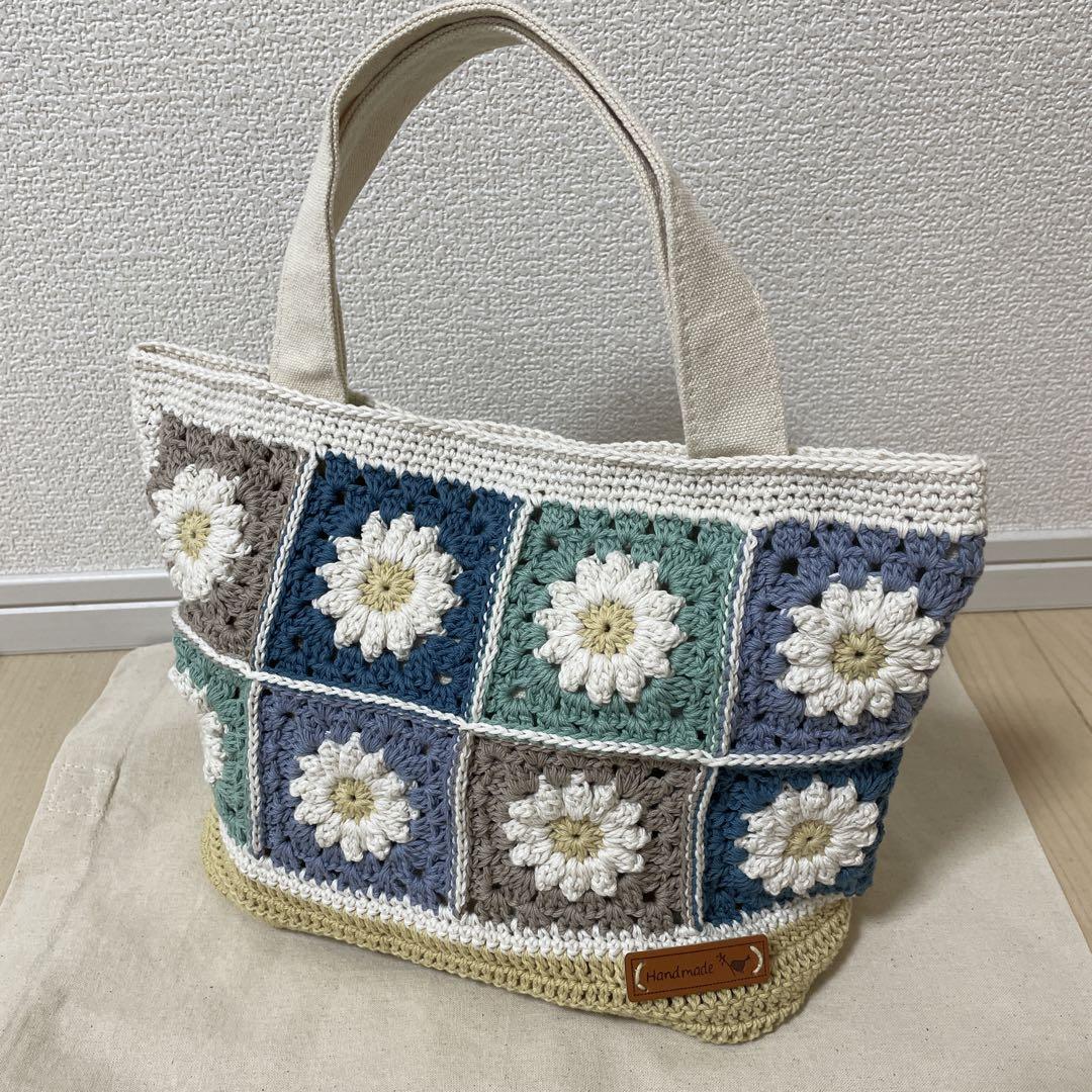 ♡lily♡ページデイジーグラニースクエア モチーフトートバッグ ペコぽん様専用ページデイジーグラニー スクエアモチーフトート