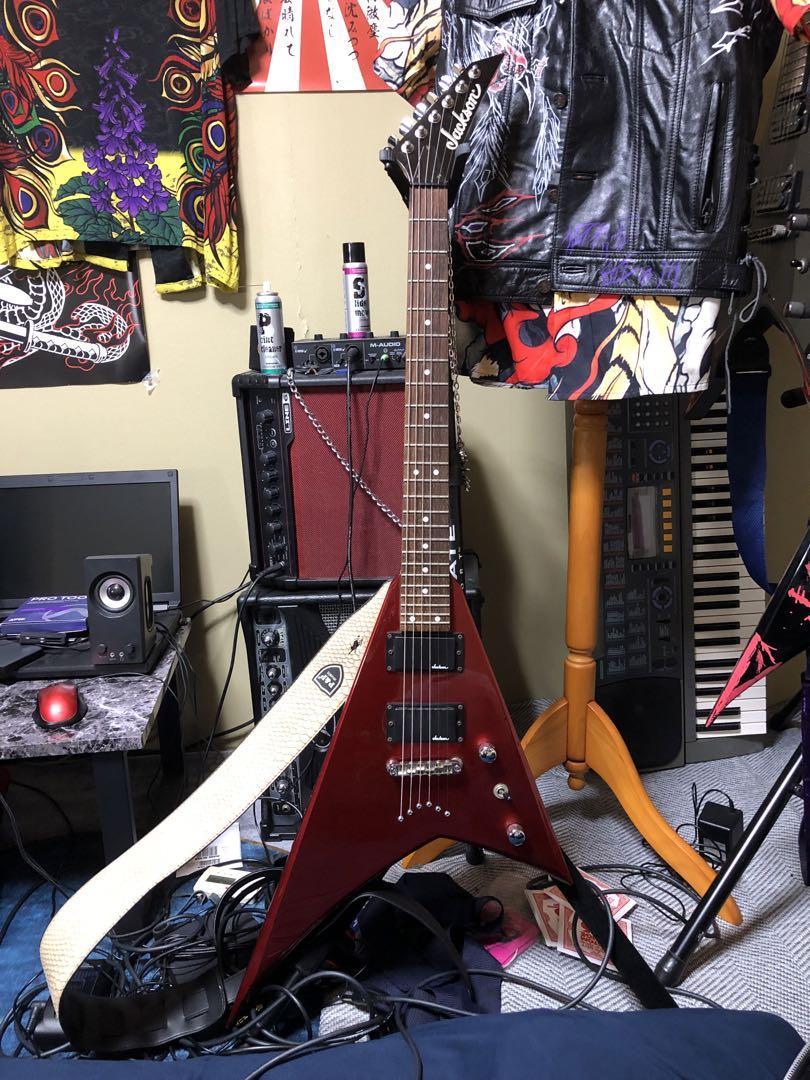 jackson ジャクソン ランディ 変形ギター フライングV レッド