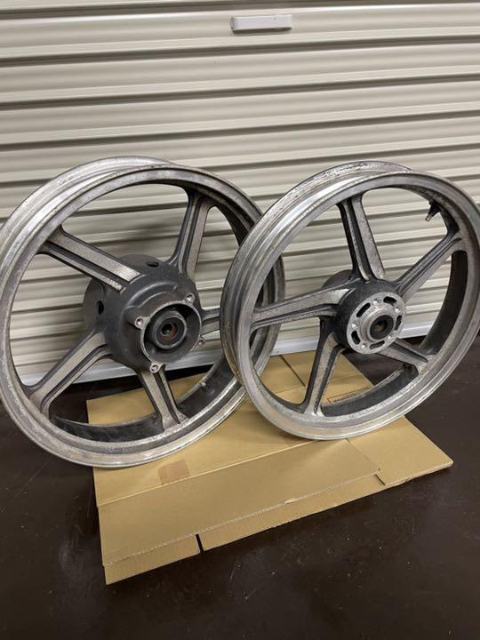 送料込み)カワサキ ゼファー400 ホイールセット （Kawasaki