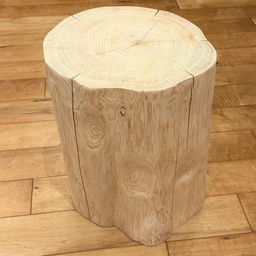 ★フラワーなヒノキ丸太椅子 国産ヒノキ】丸太椅子 標準タイプ（高さ40cm） | 丸太いす工房 麦屋