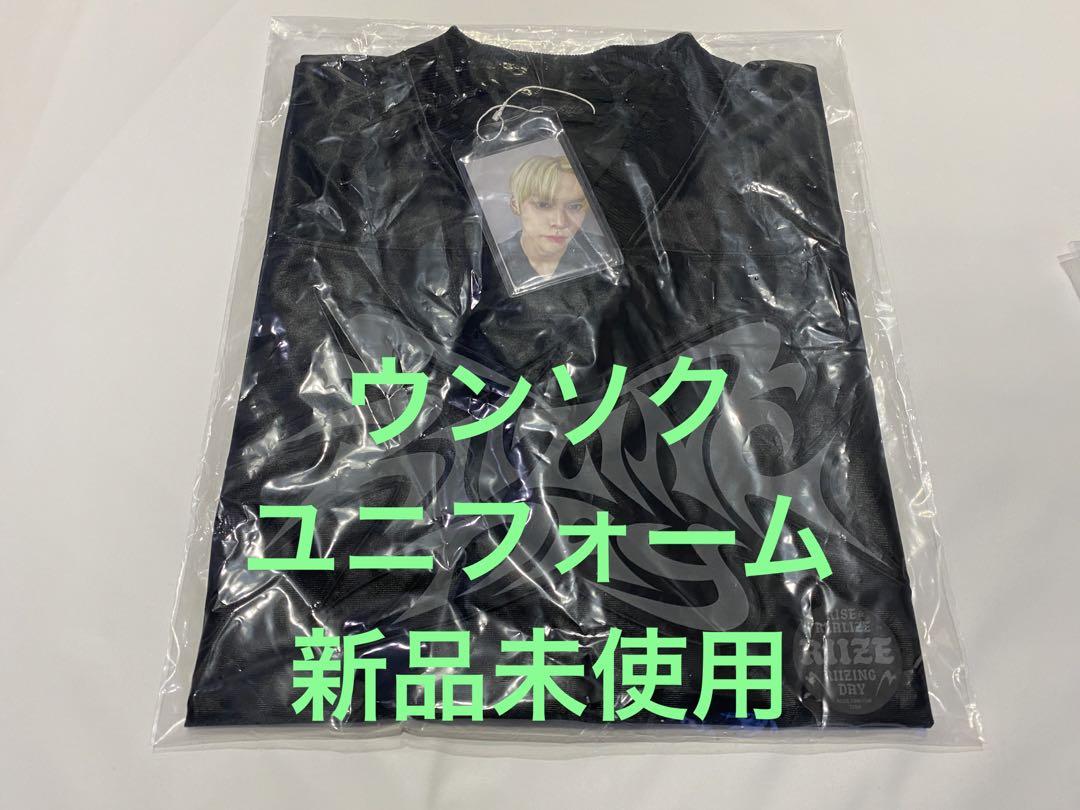【新品】RIIZE ソウルコン MD ウンソク Tシャツ トレカセット 黒 ウンソク RIIZE ロゴTシャツセット トレカ付き ソウルコン