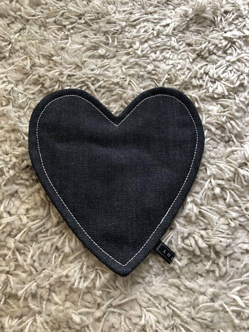 ラドロー❤️デニムハート❤️ポーチ （寒い日はいつもこの