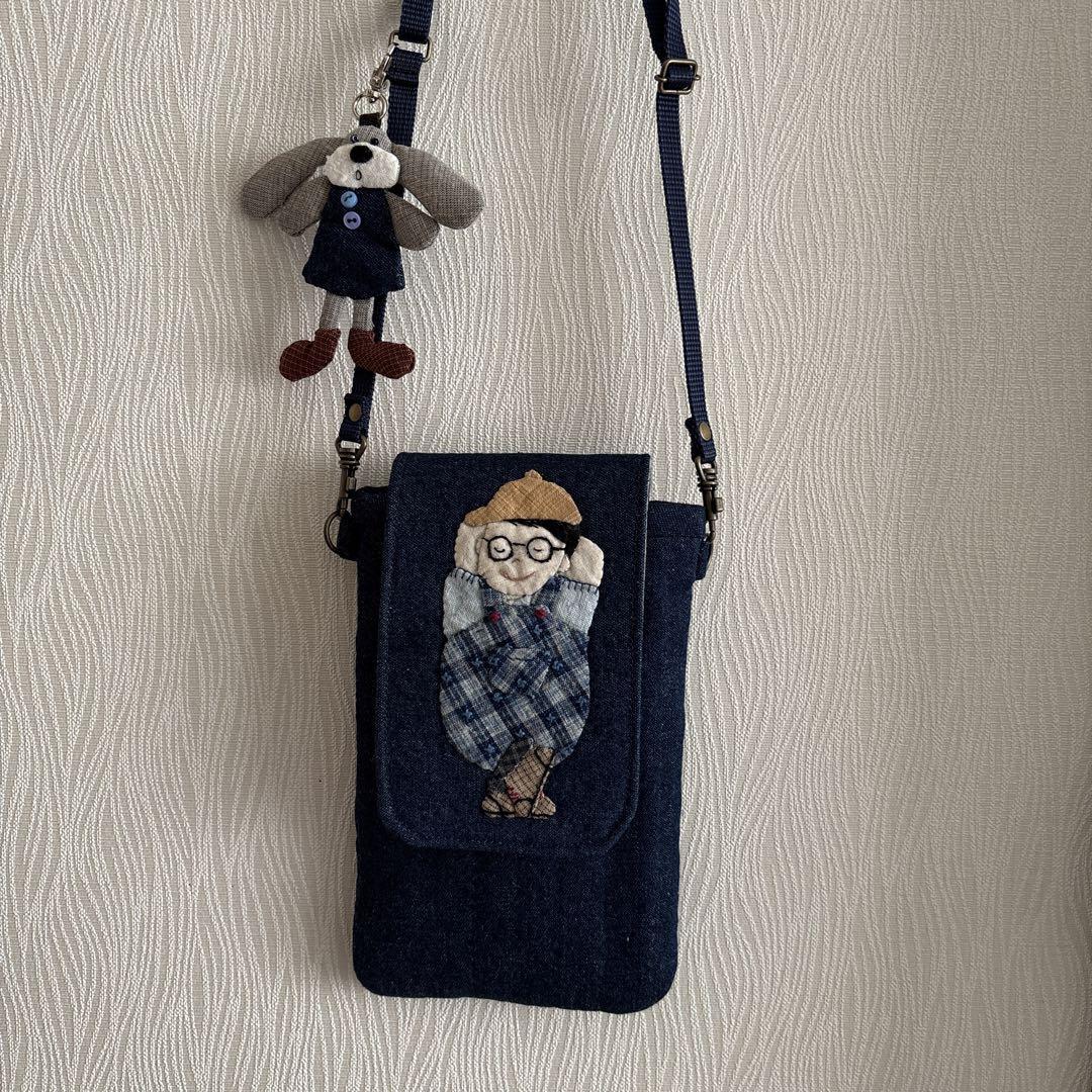 パッチワークスマホショルダーバッグ （ハンドメイド パッチ