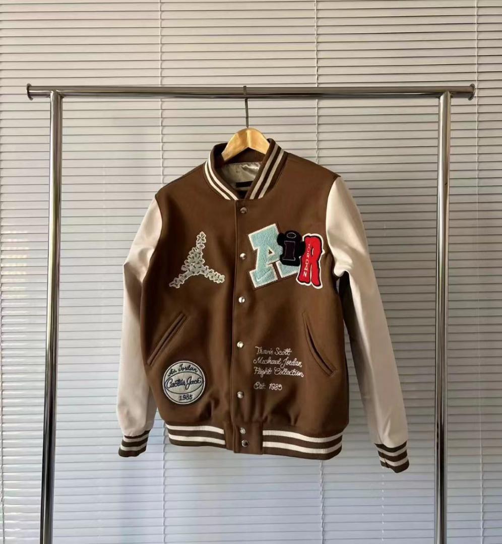 Air Jordan Travis scott ジャケット スタジャン XL トラヴィス・スコットxジョーダンブランドから最新コレクション