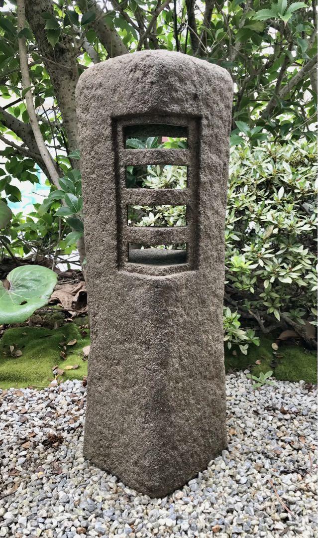 天然自然石・道しるべ灯篭・石灯篭・オブジェ・庭石