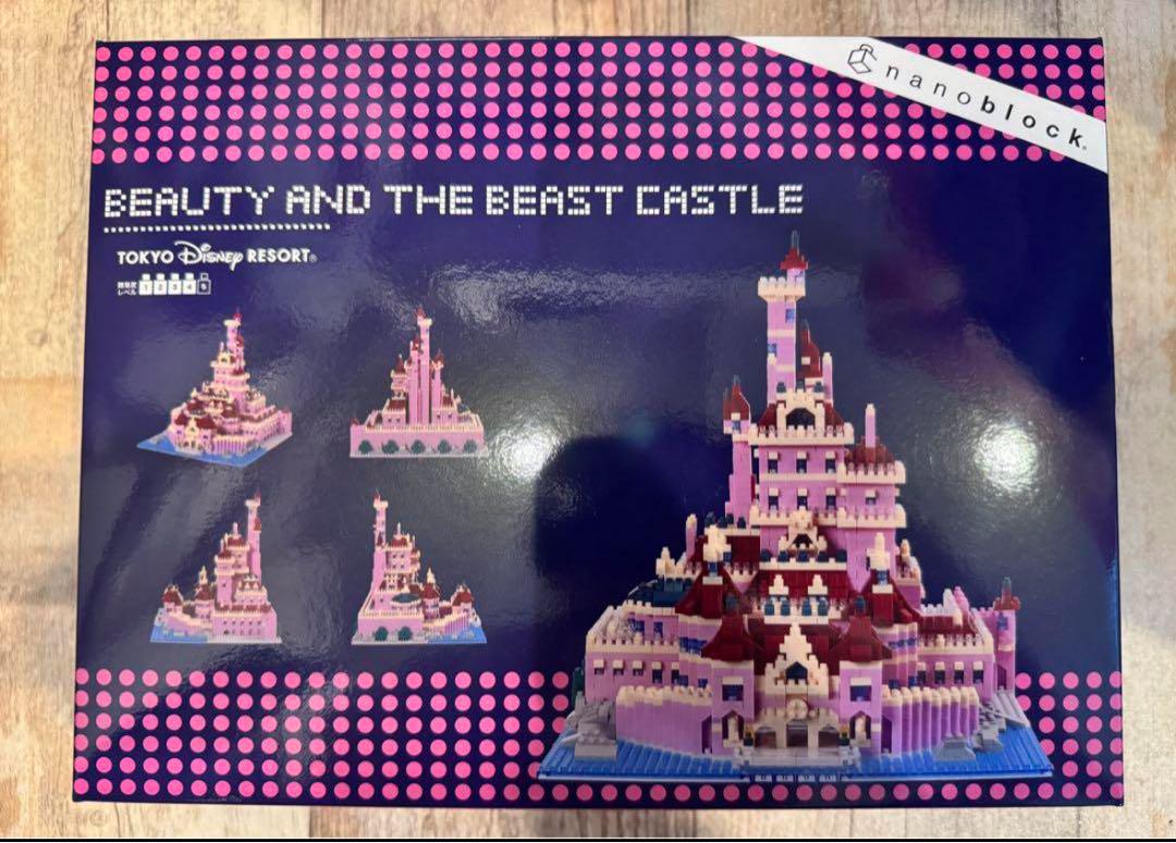 【限定・新品・未開封】ディズニーランド３０周年・シンデレラ城・ナノブロック ライトアップできる豪華タイプ！東京ディズニーランド