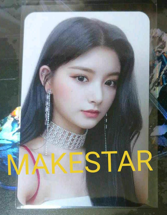 EVERGLOW イロン MAKESTAR トレカ（EVERGLOW エバグロ イロン