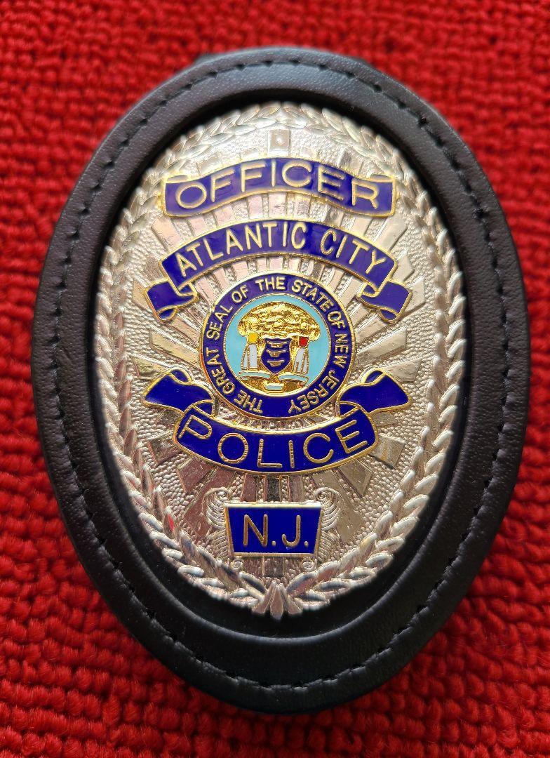 米国ポリスバッジ ヴィンテージ HPD【ホノルルPD】PF社製バッジホルダー付き 米国「ATLANTIC市警」ヴィンテージポリスバッジ PF社製バッジ