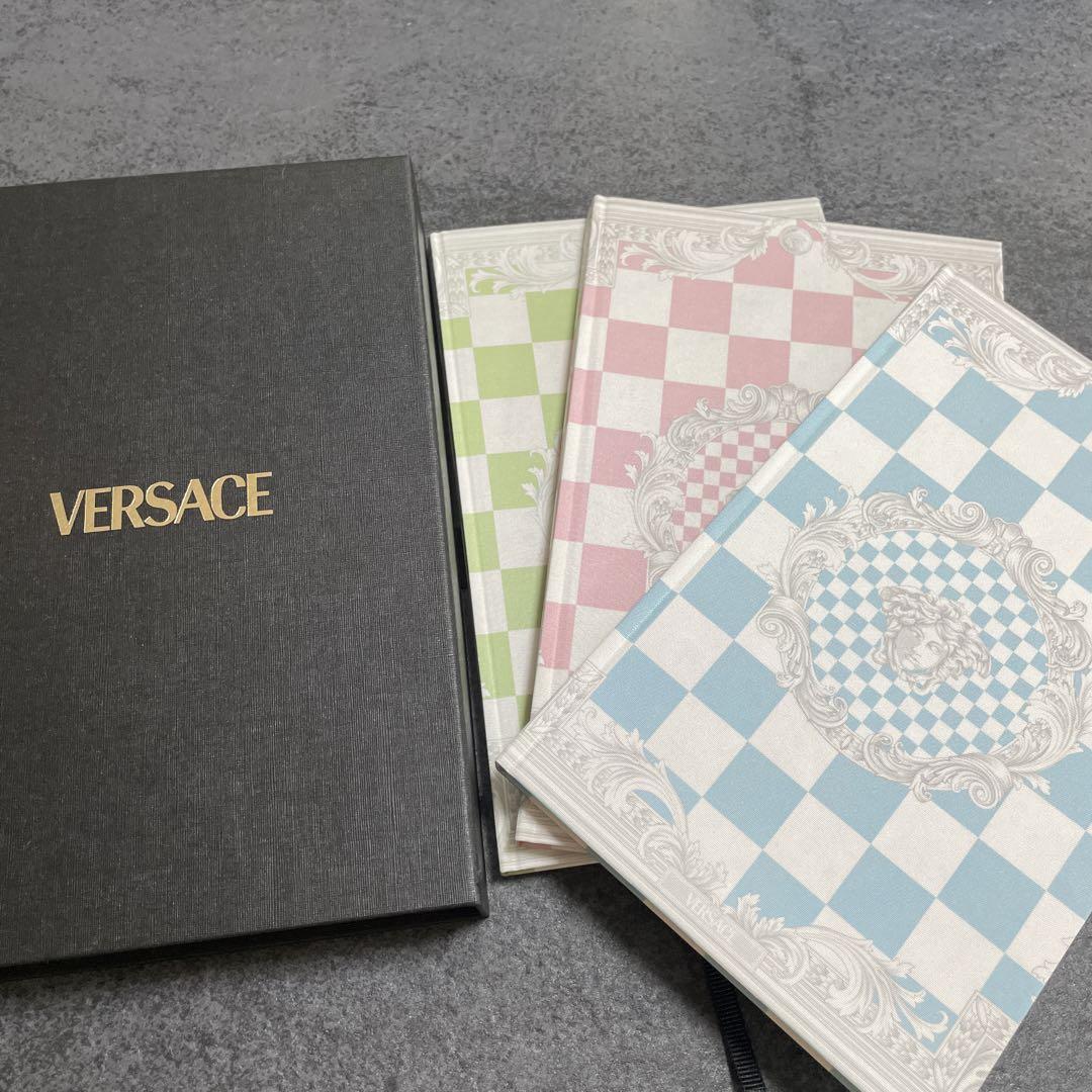 【最終お値下げ】【非売品】VERSACE ノート ノベルティ 最終お値下げ】【非売品】VERSACE ノート ノベルティ