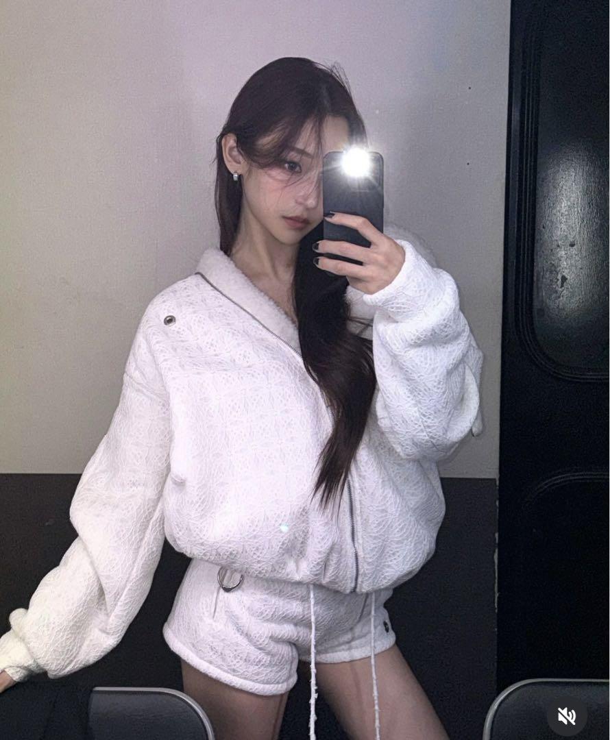 the red thread S ring asymmetry hoodie（Women's Red