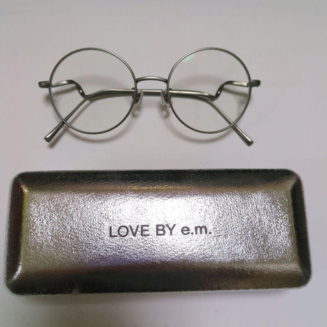zoff love by e.m. twist シルバー 丸眼鏡 zoff love by e.m. twist シルバー 丸眼鏡（e.m.が語る「Zoff