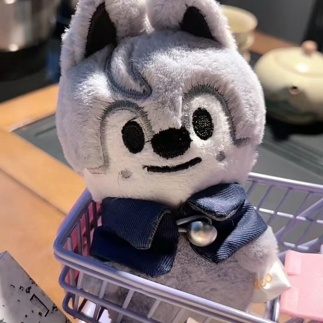 StrayKids ぬいぐるみ バンチャン ウルフチャン SKZOO 10CM