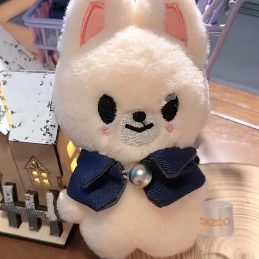 Stray Kids ぬいぐるみ フォクシニー アイエン SKZOO 10CM