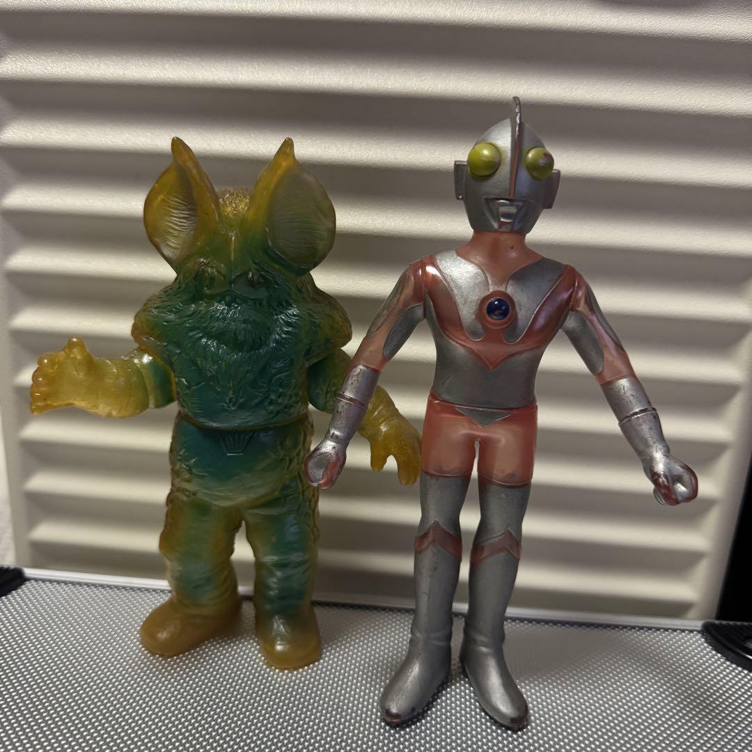 ポピー昭和キングザウルスシリーズ美イカルス星人 足形有ウルトラマン怪獣ソフビ当時 イカルス星人+ウルトラマンロッテ懸賞品 キングザウルス 昭和