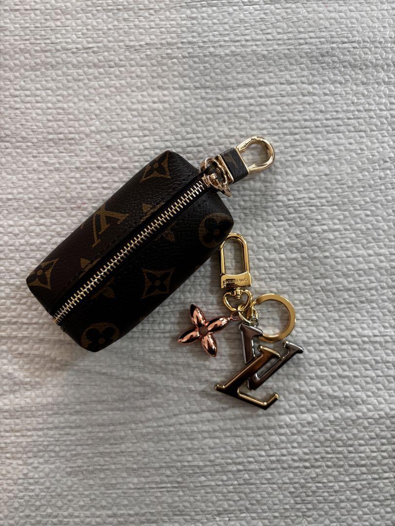 ギフトに メンズ Louis Vuitton キーホルダー・ネオLVクラブ 4色