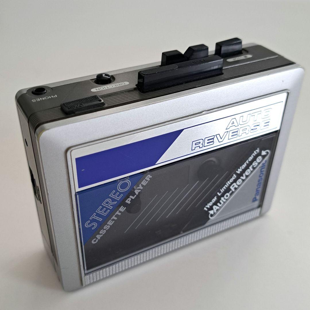 カセットプレイヤーRQ-J11 Vintage 1982 Panasonic Stereo to Go Cassette Player RQ-J11 w