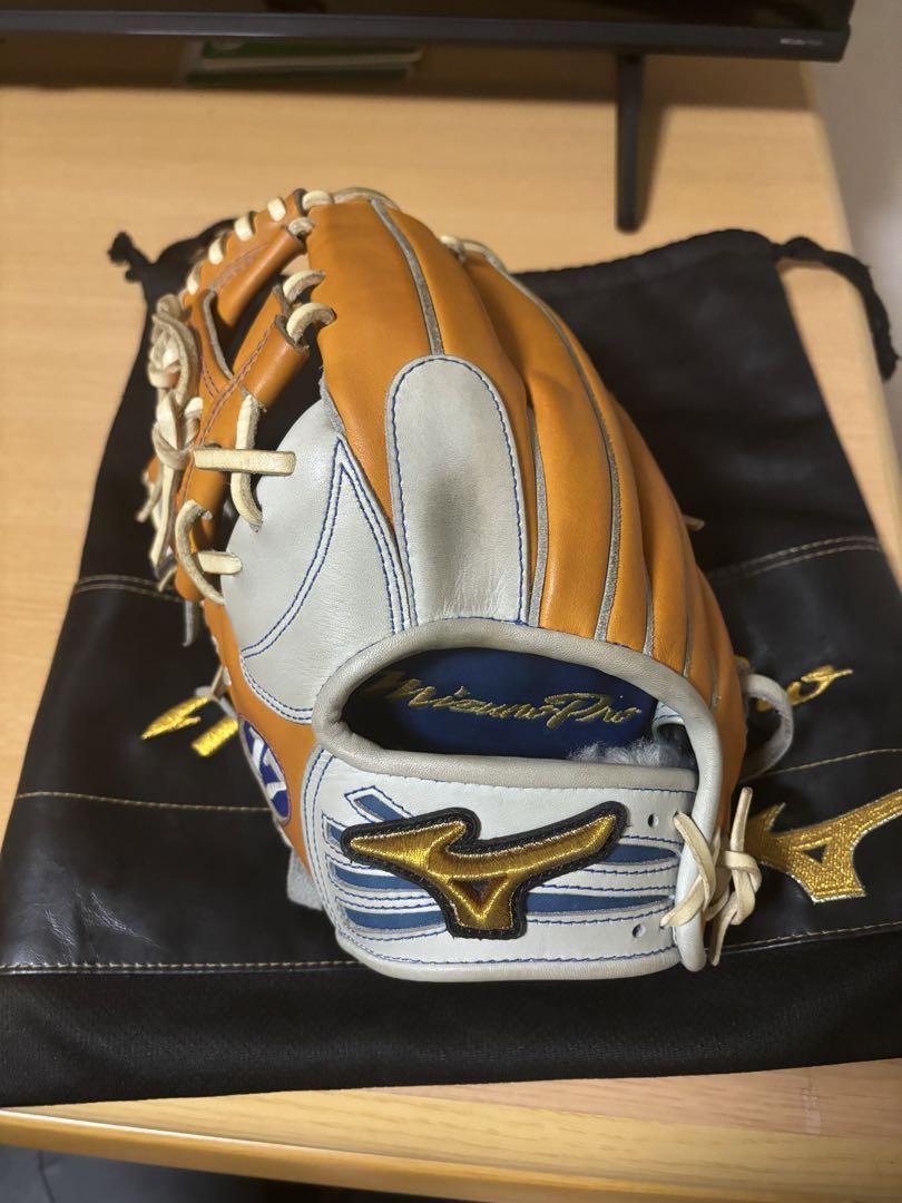 ミズノプロ　オーダー　内野手用　左投げ 秦野市 H.T選手 ミズノプロ 硬式用 オーダー AXI型 投手用 左