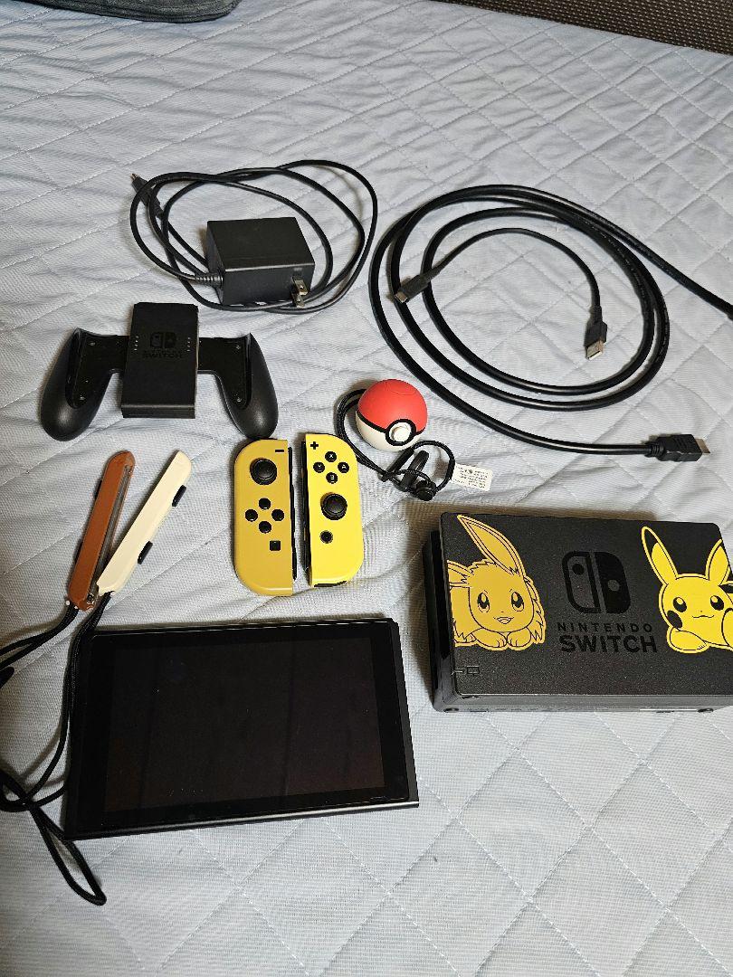 Nintendo Switch ピカチュウデザイン 本体  限定版 Amazon.co.jp: Nintendo Switch ポケットモンスター Let's Go