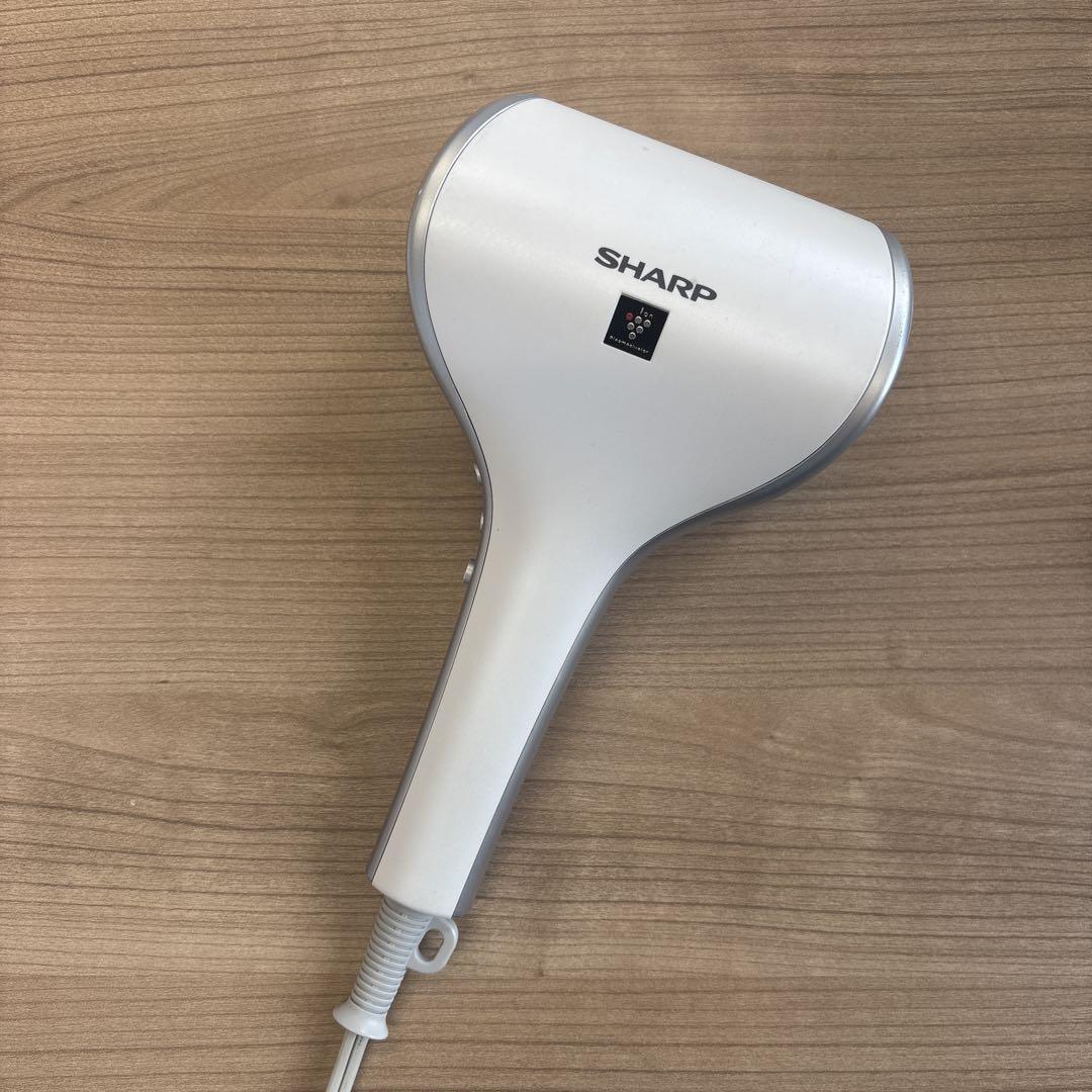 【ジャンク】　SHARP IB-WX2-W ヘアドライヤー　付属品なし ジャンク】 SHARP IB-WX2-W ヘアドライヤー 付属品なし（最終