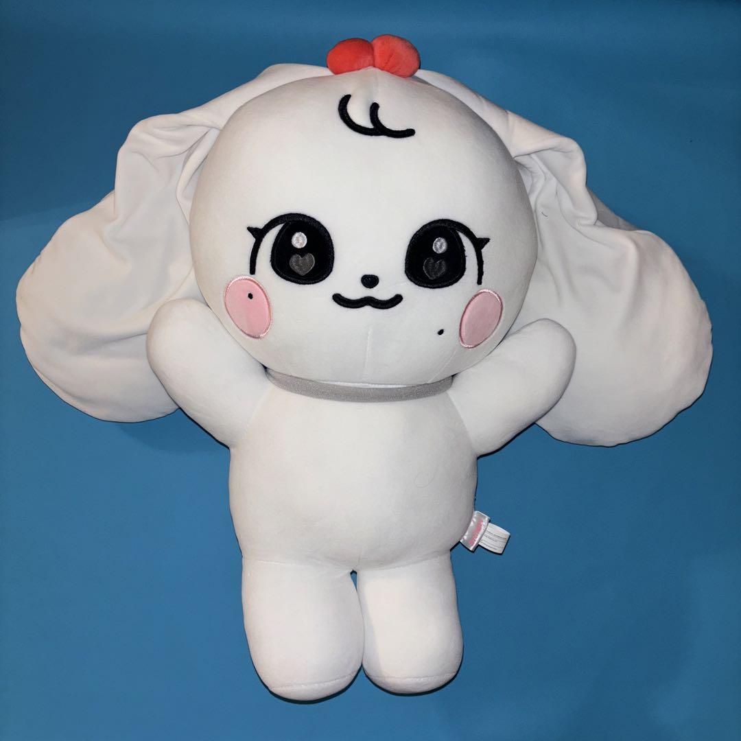 日本初の MINIIVE ミニブ ミニヴ POP-UP ウォニョン ぬいぐるみ（ive ミュージシャン