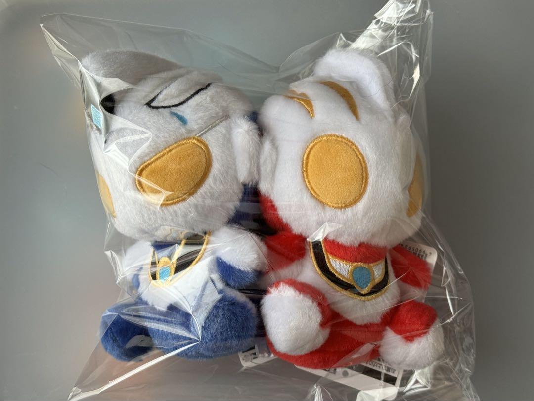 ウルトラマン ガイア＆アグル ふわふわお座りぬいぐるみ