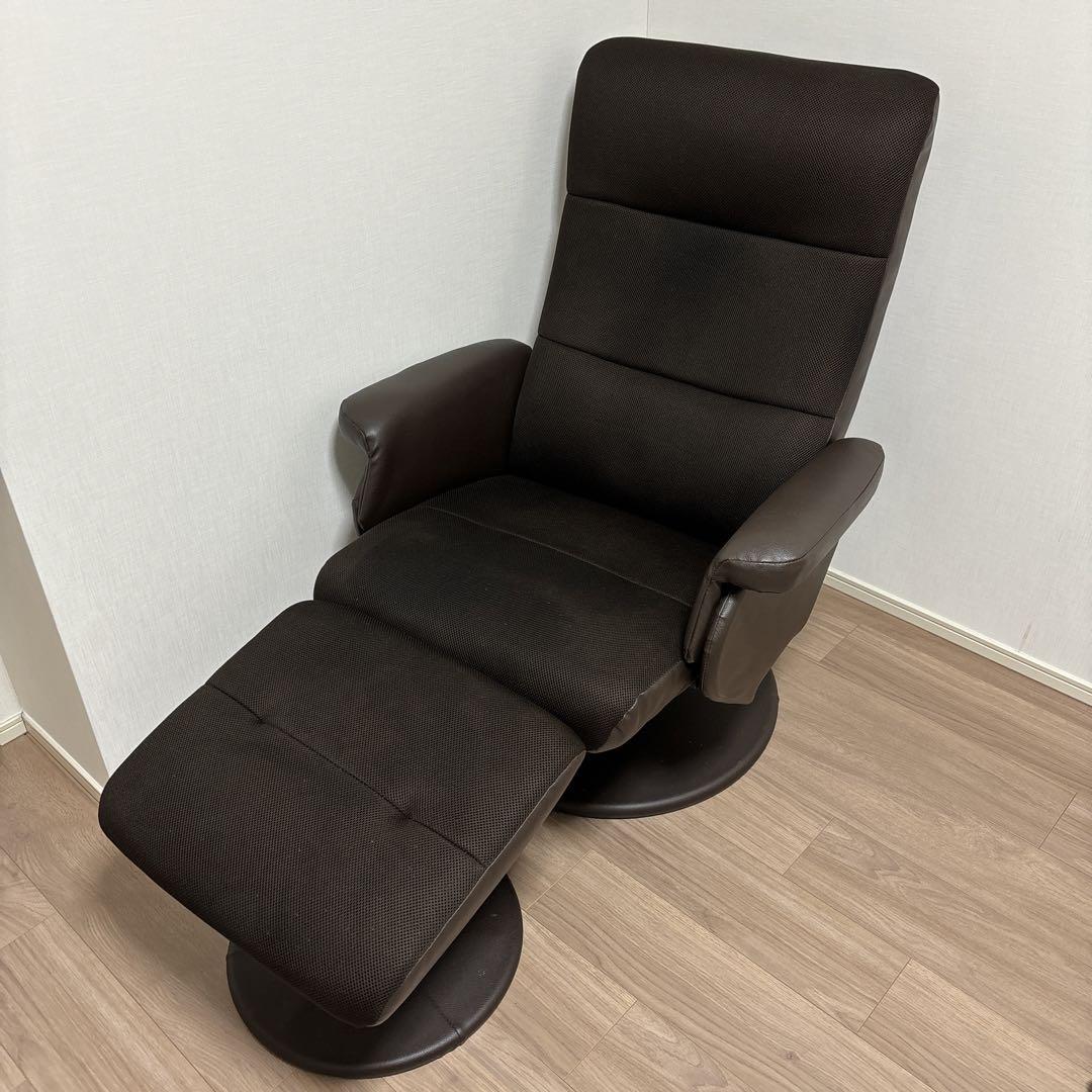 ほぼ新品✨直接引取　大阪　ニトリ　パーソナルチェア　Dメッシュ　オットマン付き ニトリ パーソナルチェア 1人掛けソファ 布 (Dメッシュ BK