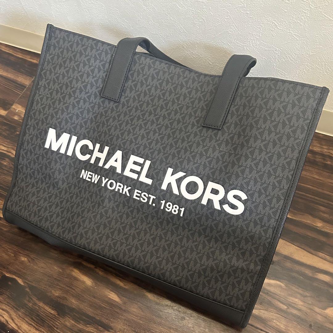 ✨マイケルコース トートバッグ ネイビー A4 チャーム付き ビジネスバッグ ウィメンズ トートバッグ・ショッパートートバッグ | マイケル