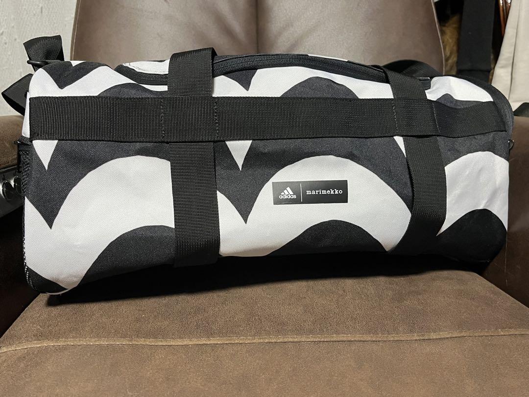 adidas marimekko ボストンバッグ（adidas×marimekko コラボ