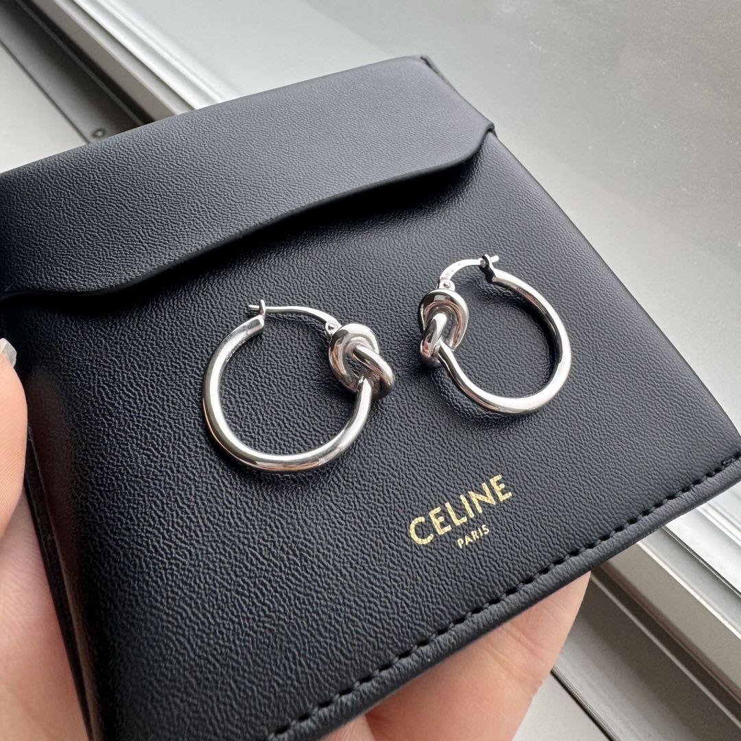 セリーヌ ノットフープピアス celine 未使用（セリーヌ