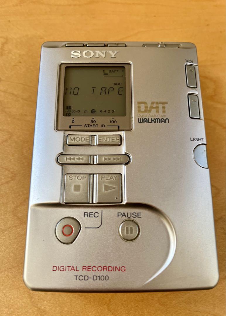 ポータブルプレーヤー SONY TCD-100 DAT SONY TCD-D100 Recording DAT Walkman Basic operation