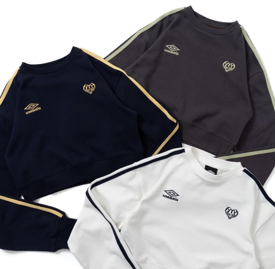 値引 HTH × umbro cropped sweat スウェット ネイビー（HTH × umbro トップス