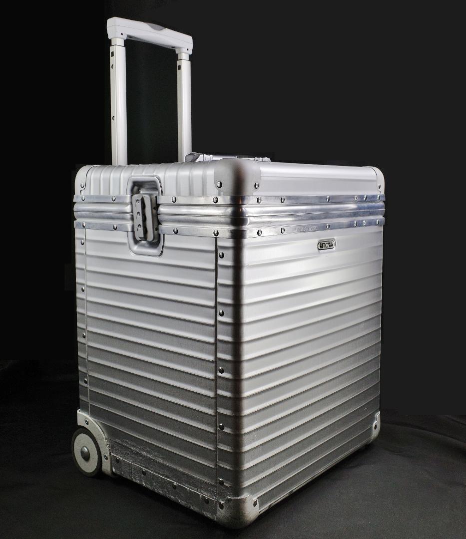 リモワ 965.19トパーズ『IBM』LTD パイロット・トロリー 40L