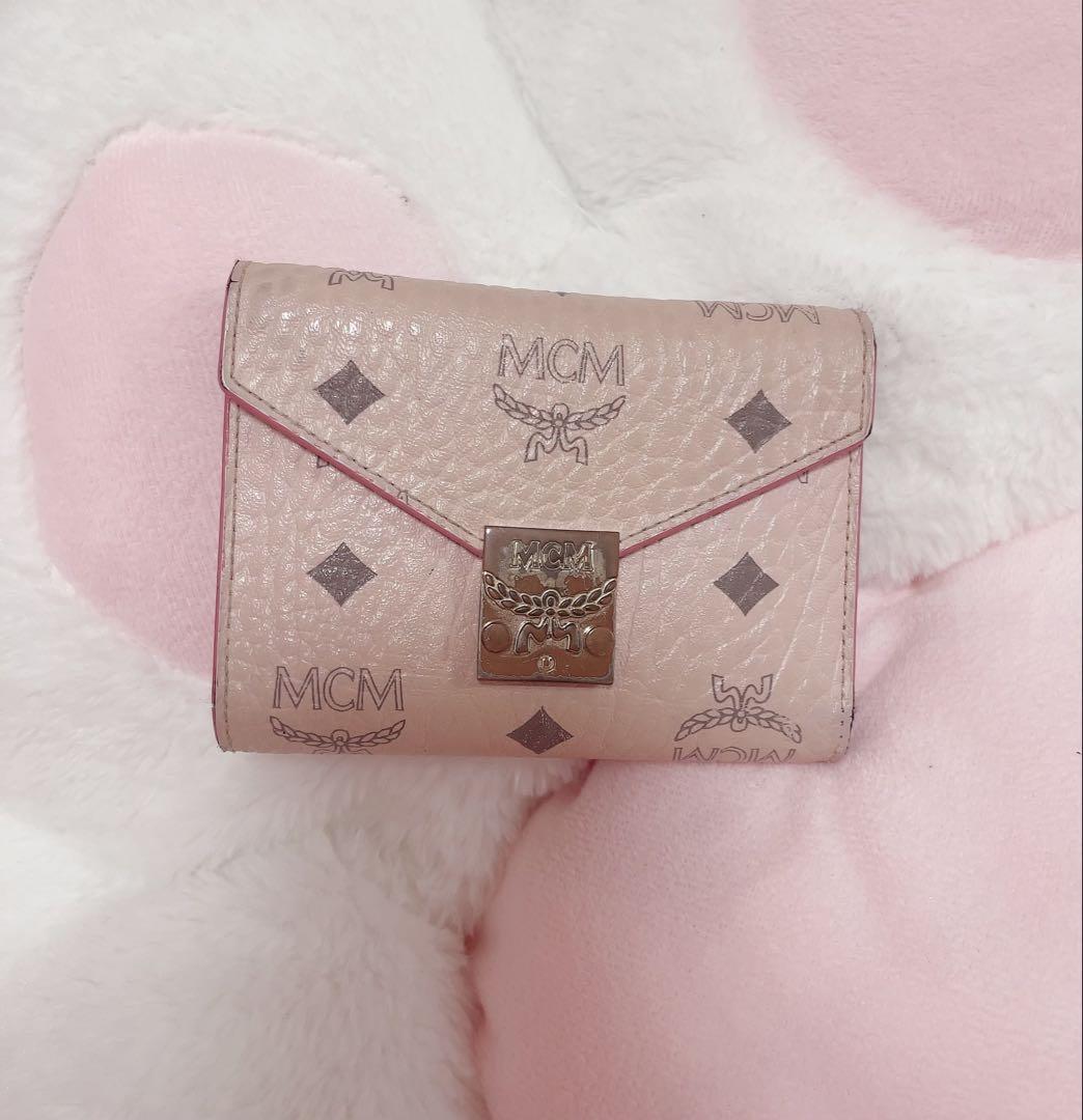 MCM 三つ折り財布 パウダーピンク Aren 三つ折りウォレット - ヴィセトス（財布）｜MCM（エムシー